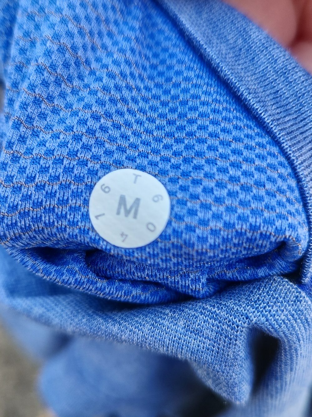 Lululemon Mens Tee Striped Vent Running Medium Gym Breathable Sweat Blue Pocket - Picture 6 of 6